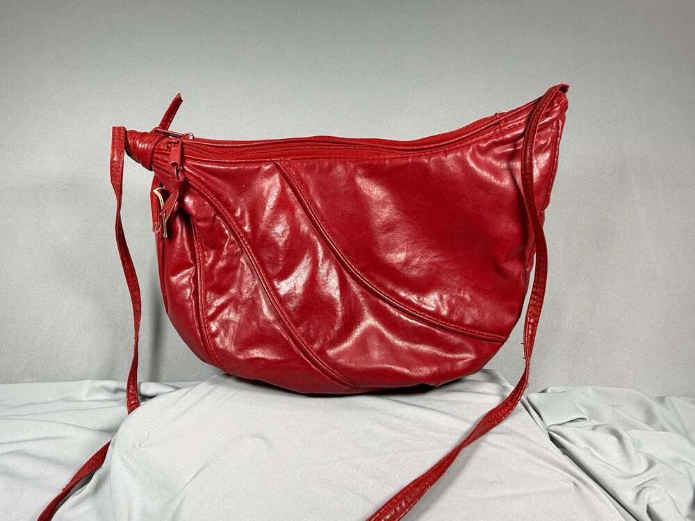 Vintage Holiday Fair Red Faux Leather Hobo Crossbody Bag Shoulder Bag Christmas